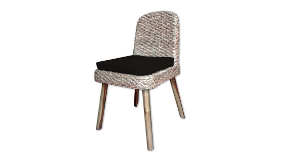 Chaise style osier tressée avec galette déhoussable