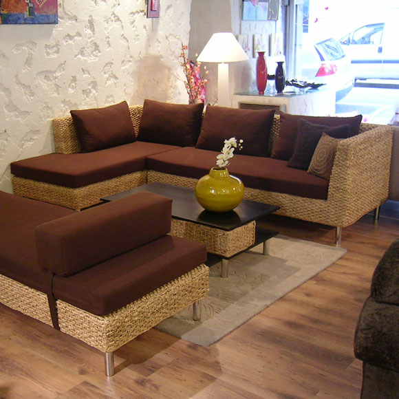 Ensemble canapé d'angle et banquette Tandem Ambiance moderne pour cet ensemble canapé d'angle et banquette